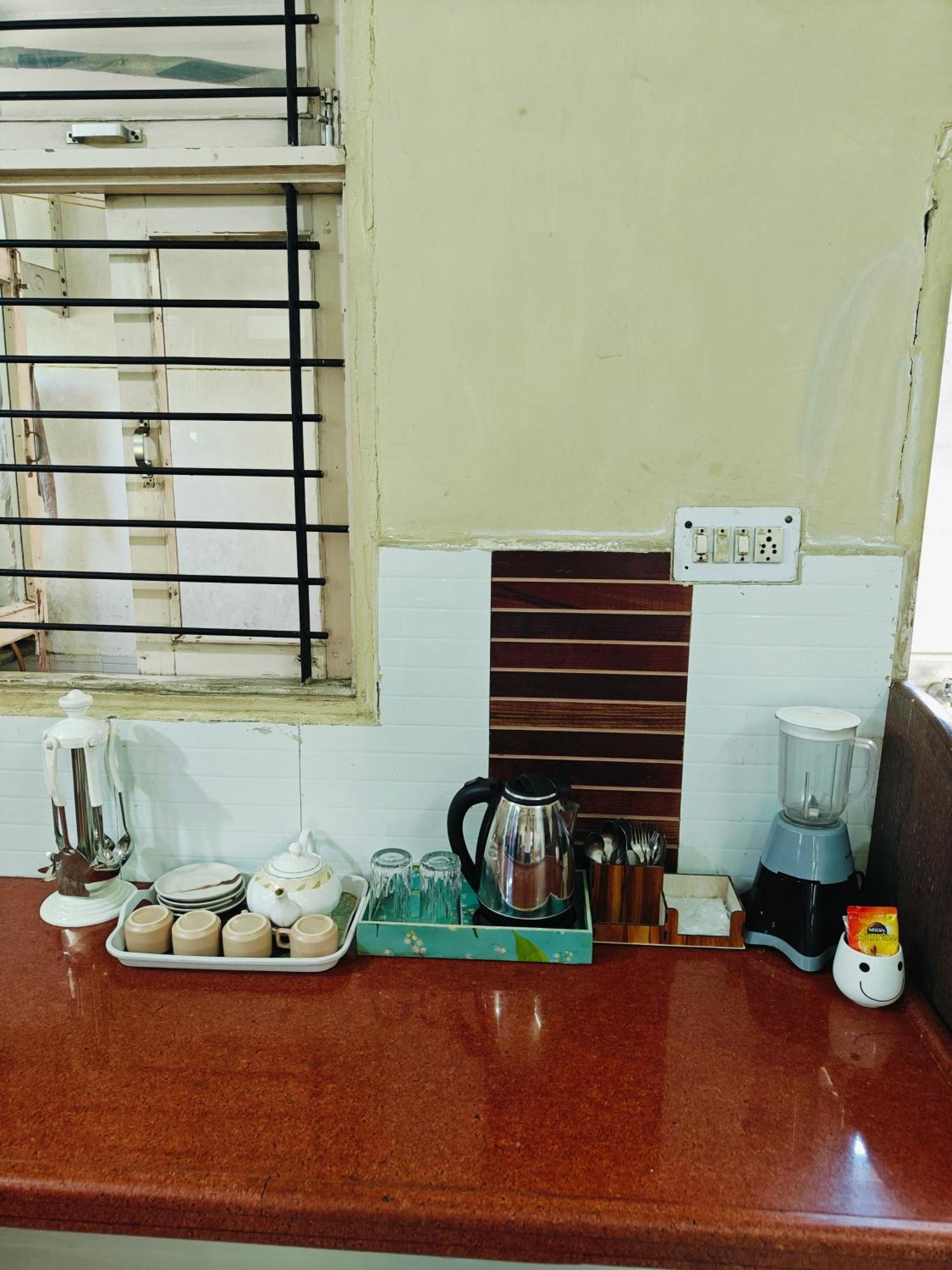 Ava Homestay Indore Bagian luar foto