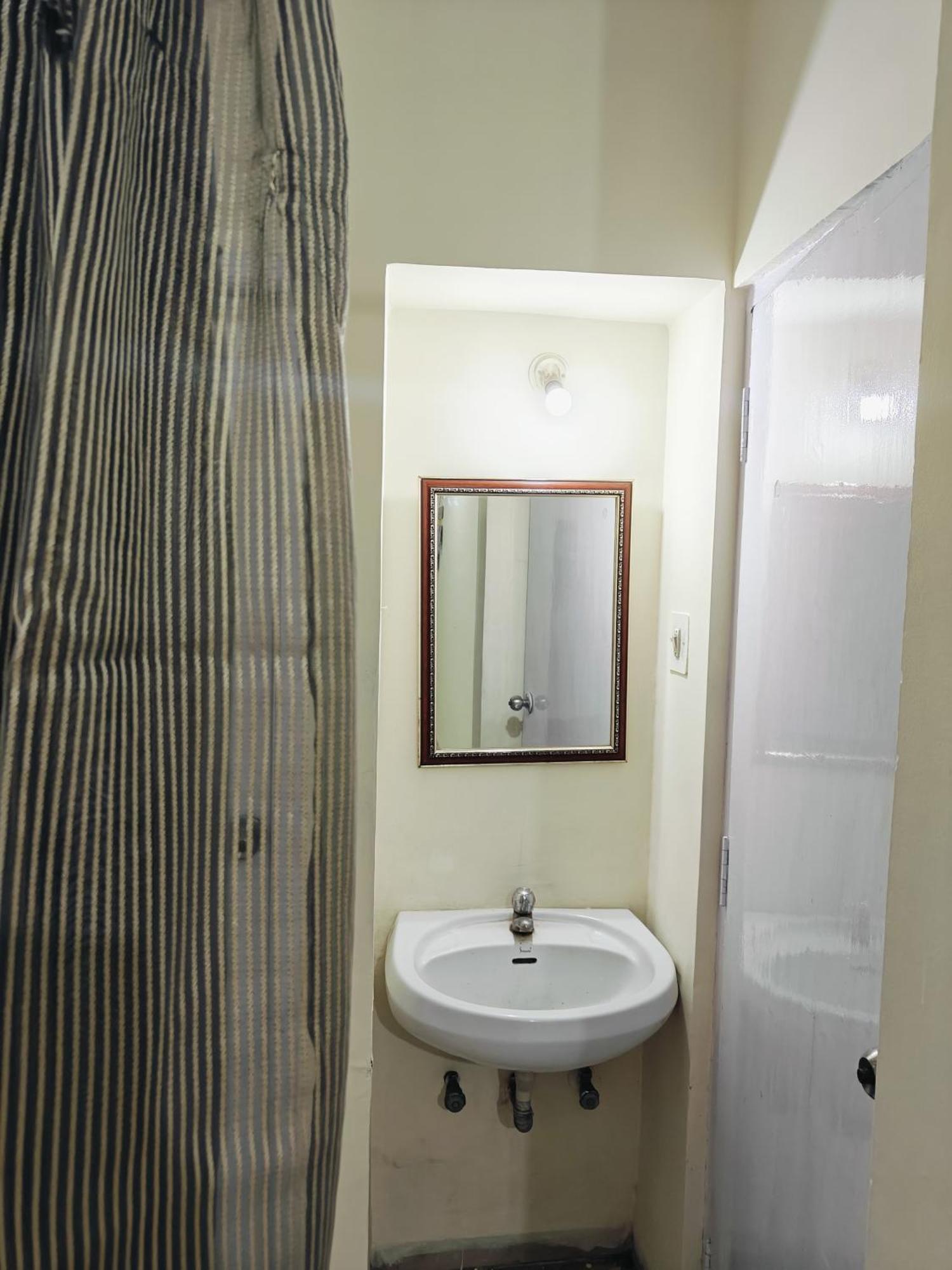 Ava Homestay Indore Bagian luar foto