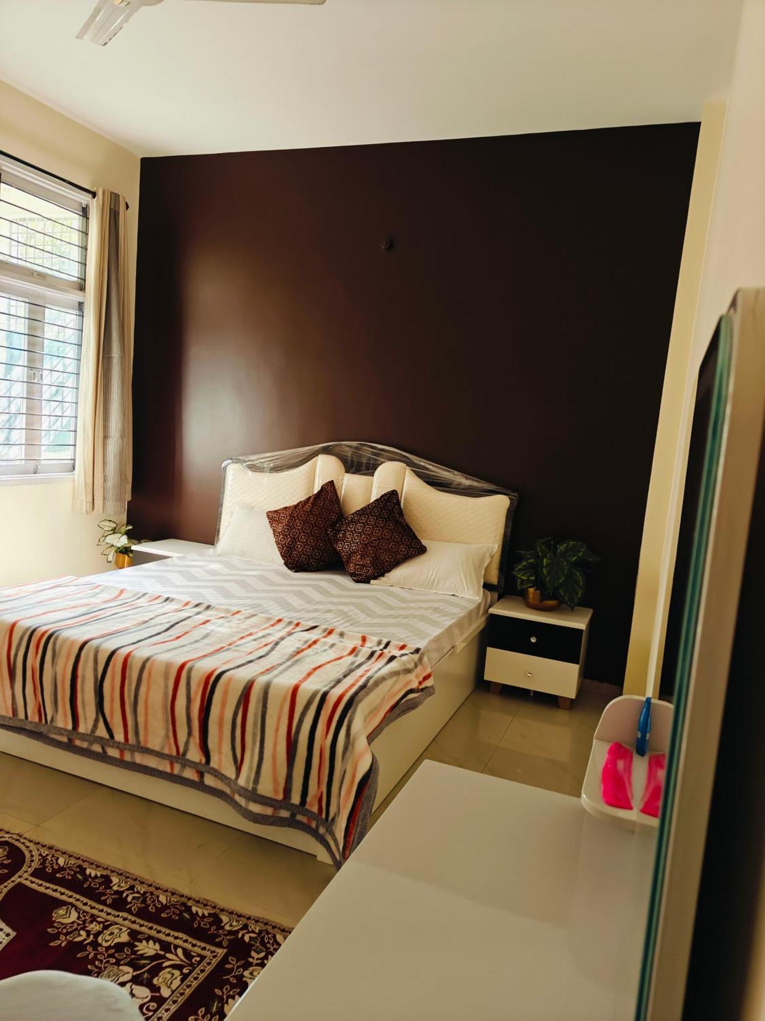 Ava Homestay Indore Bagian luar foto