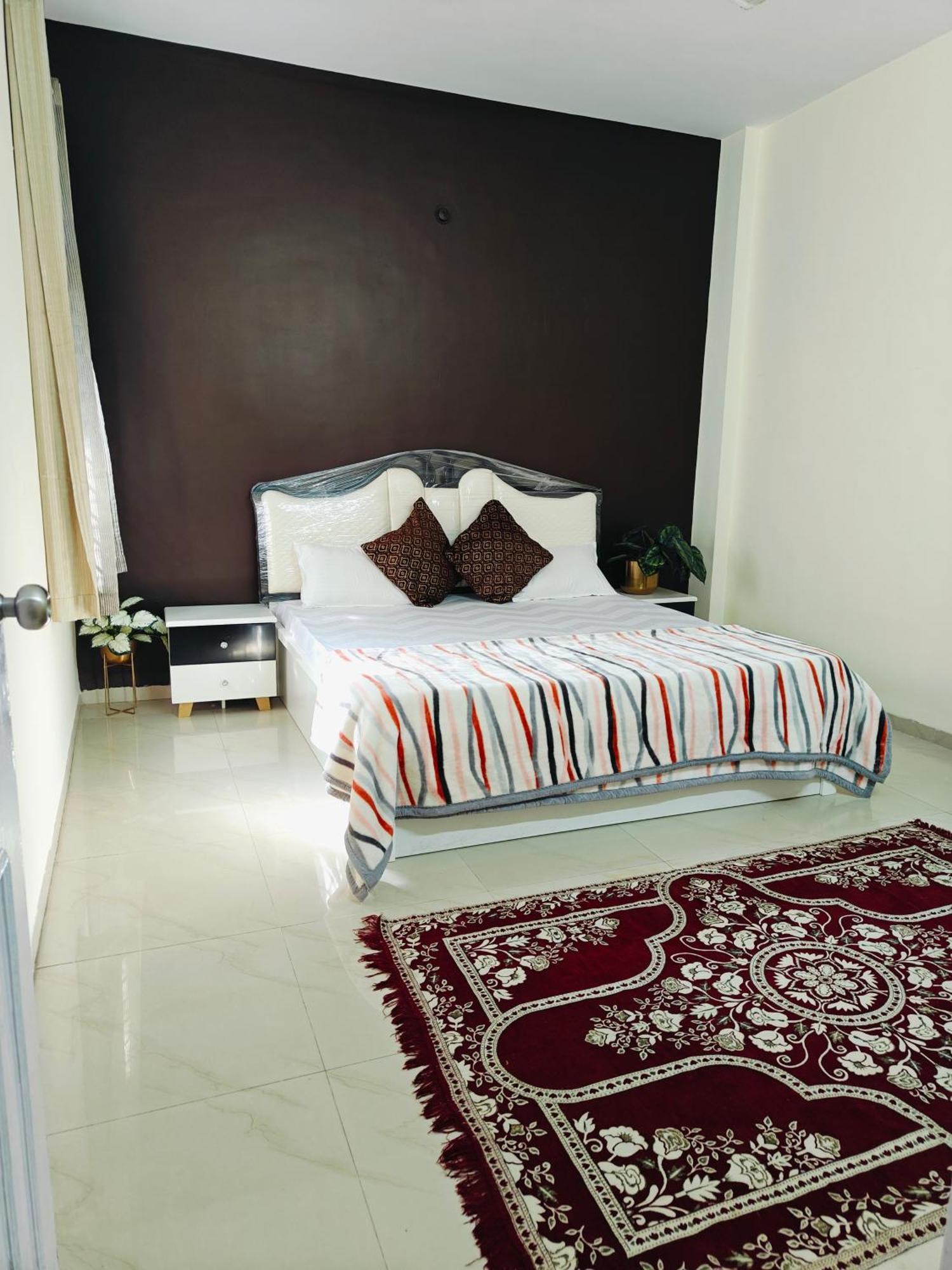 Ava Homestay Indore Bagian luar foto